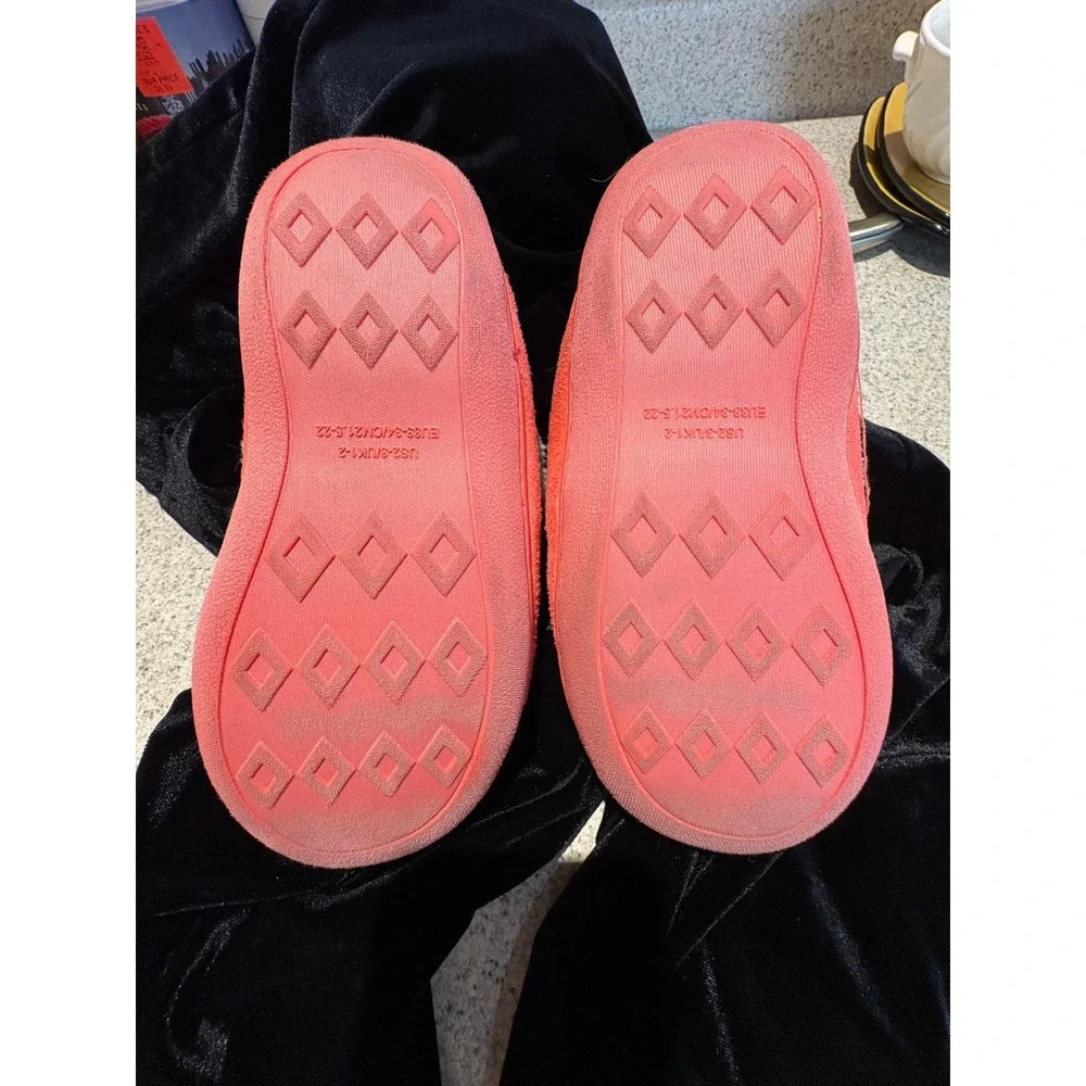 Merrimac Coral Pink Moccasin Slippers Faux Fur Lined US 2-3 EU 33-34
